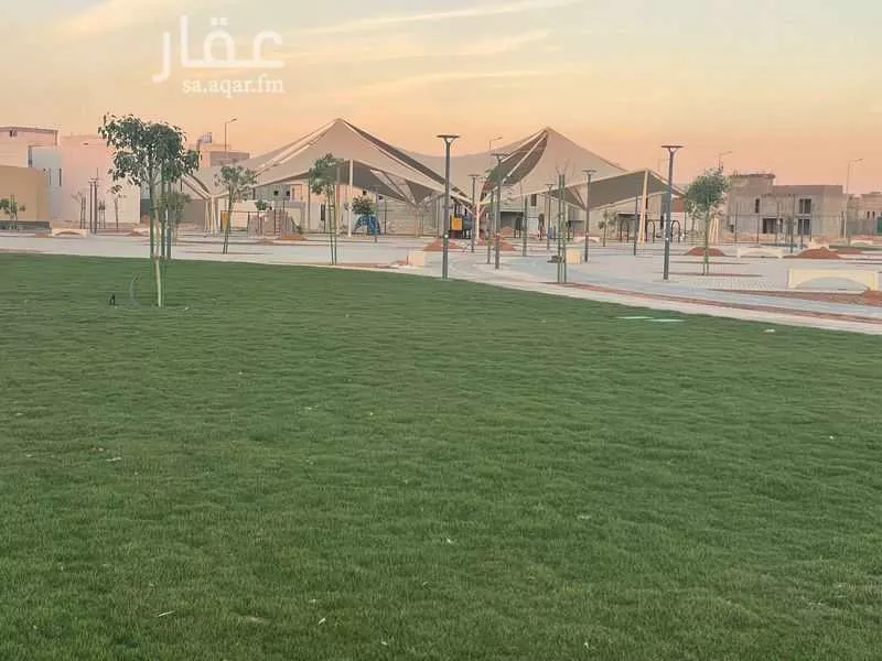 فيلا 7 غرف في الجنادرية 2