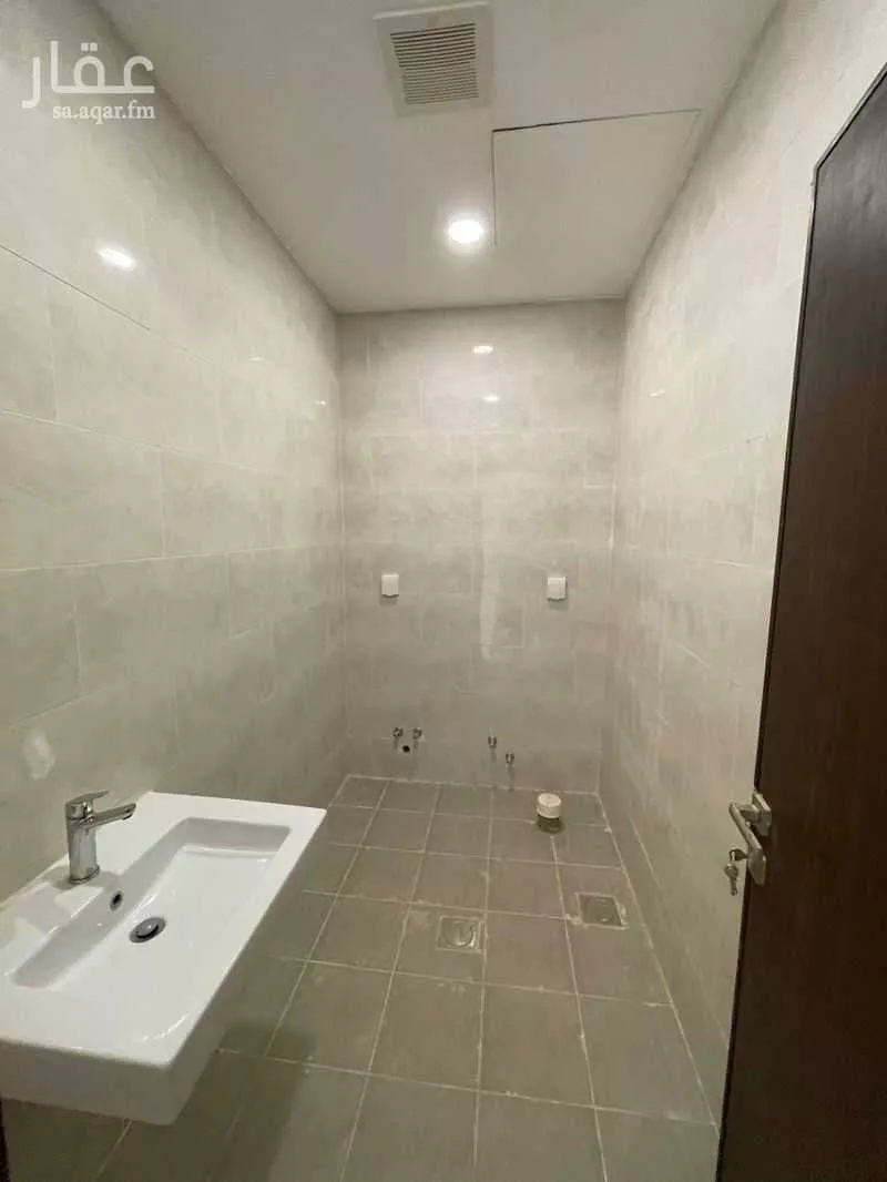 3 bedroom villa in Al Janadriyah, Riyadh 14