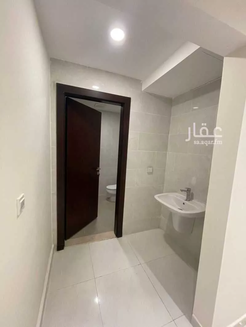7 bedroom villa in Al Janadriyah, Riyadh 12