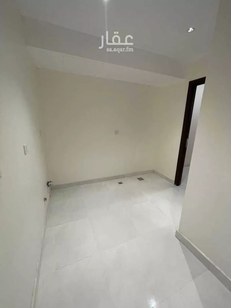 7 bedroom villa in Al Janadriyah, Riyadh 14