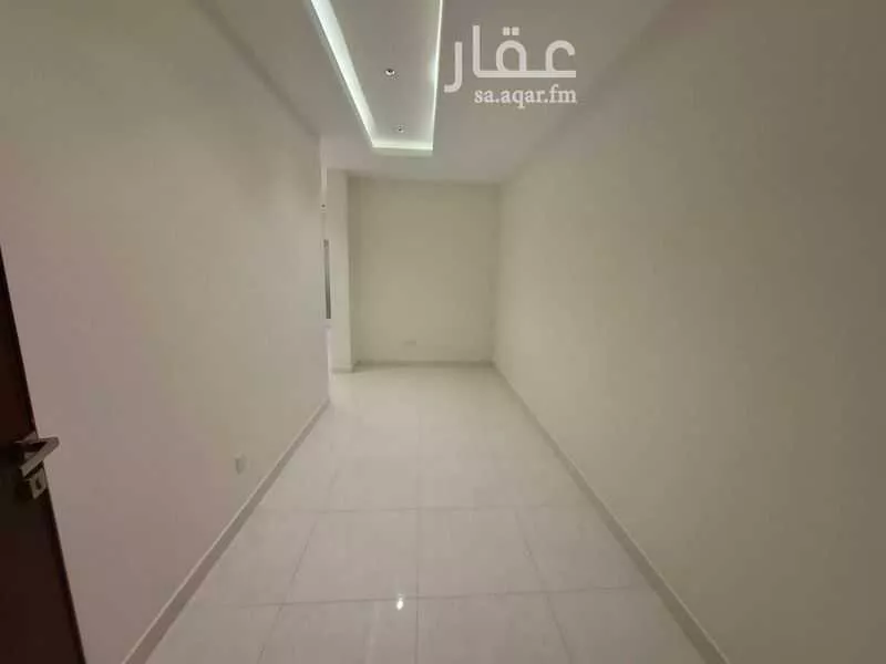 فيلا 4 غرف في الجنادرية 1