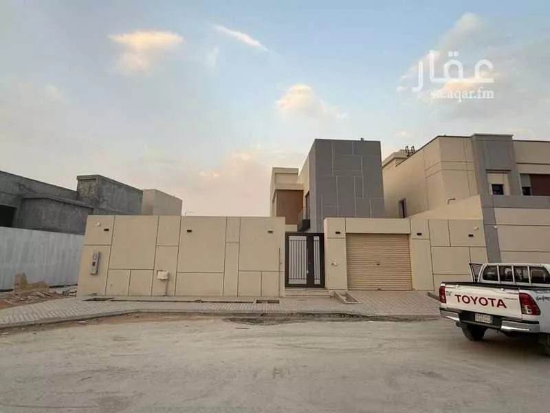 فيلا 3 غرف في الجنادرية 1