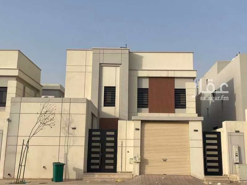 فيلا 3 غرف في الجنادرية 1
