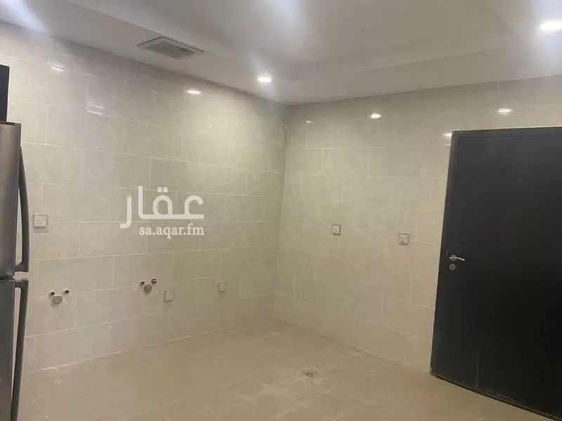 فيلا 3 غرف في الجنادرية 5