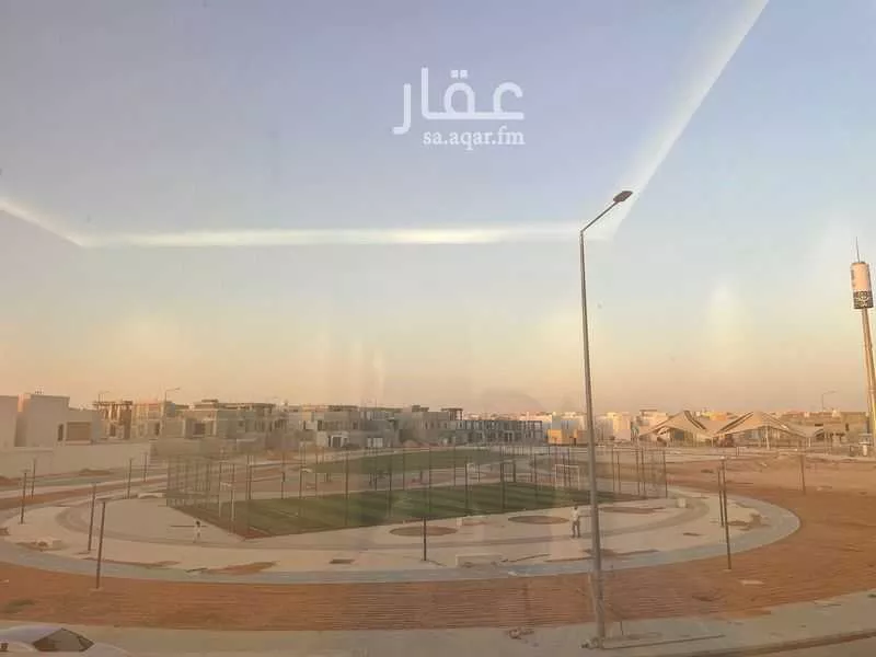 فيلا 5 غرف في الجنادرية 2