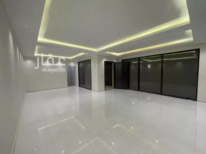 3 bedroom villa in Al Janadriyah, Riyadh 7