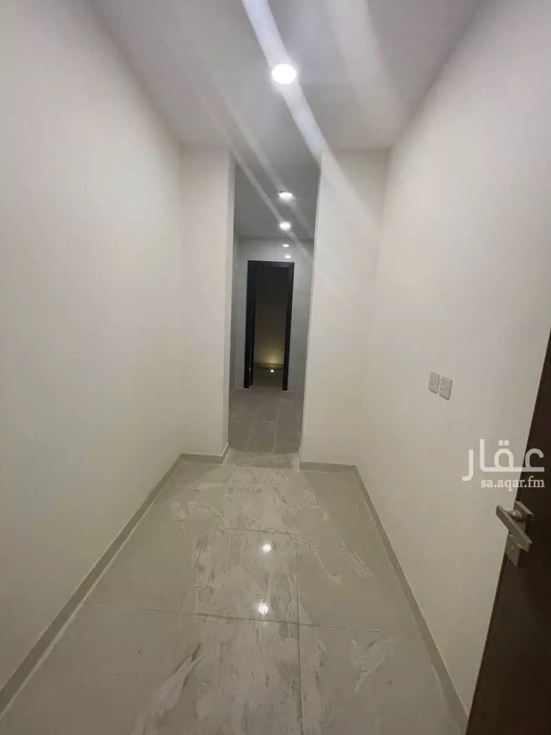 7 bedroom villa in Al Janadriyah, Riyadh 13