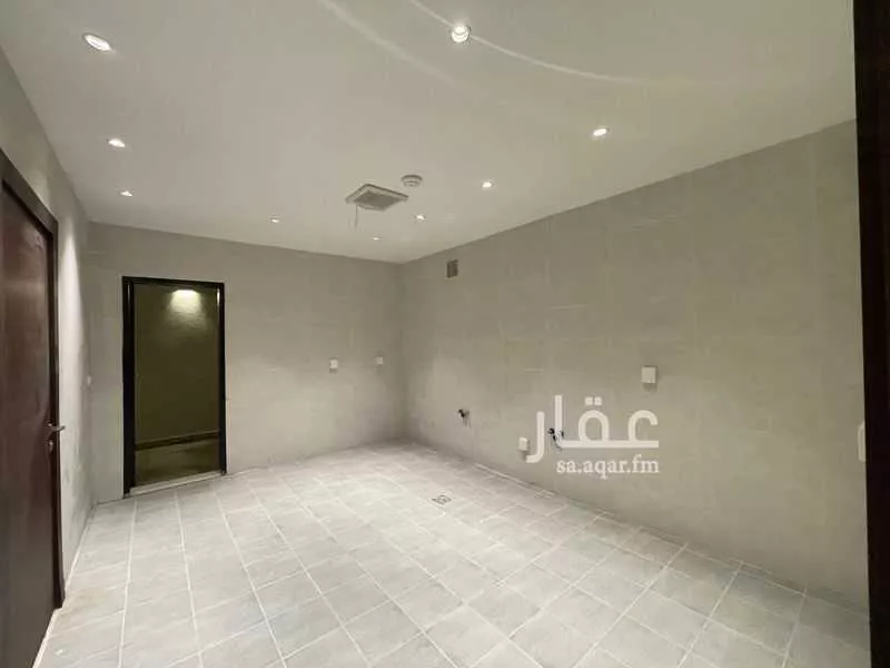 7 bedroom villa in Al Janadriyah, Riyadh 14