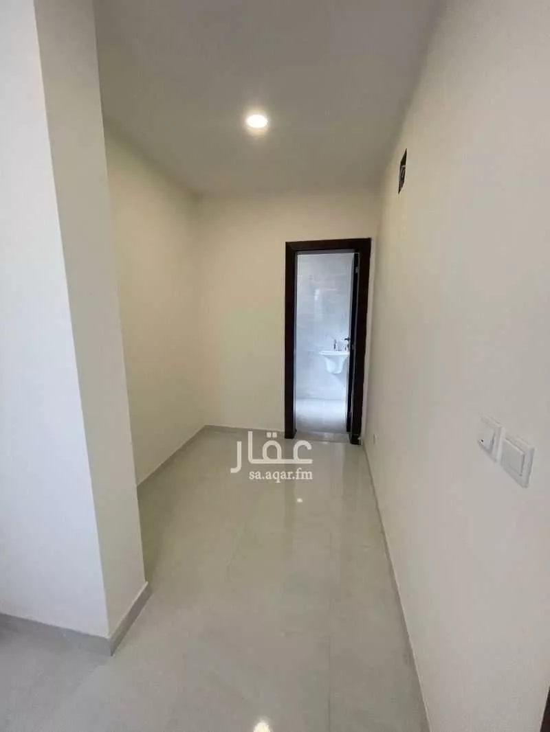 4 bedroom villa in Al Janadriyah, Riyadh 27