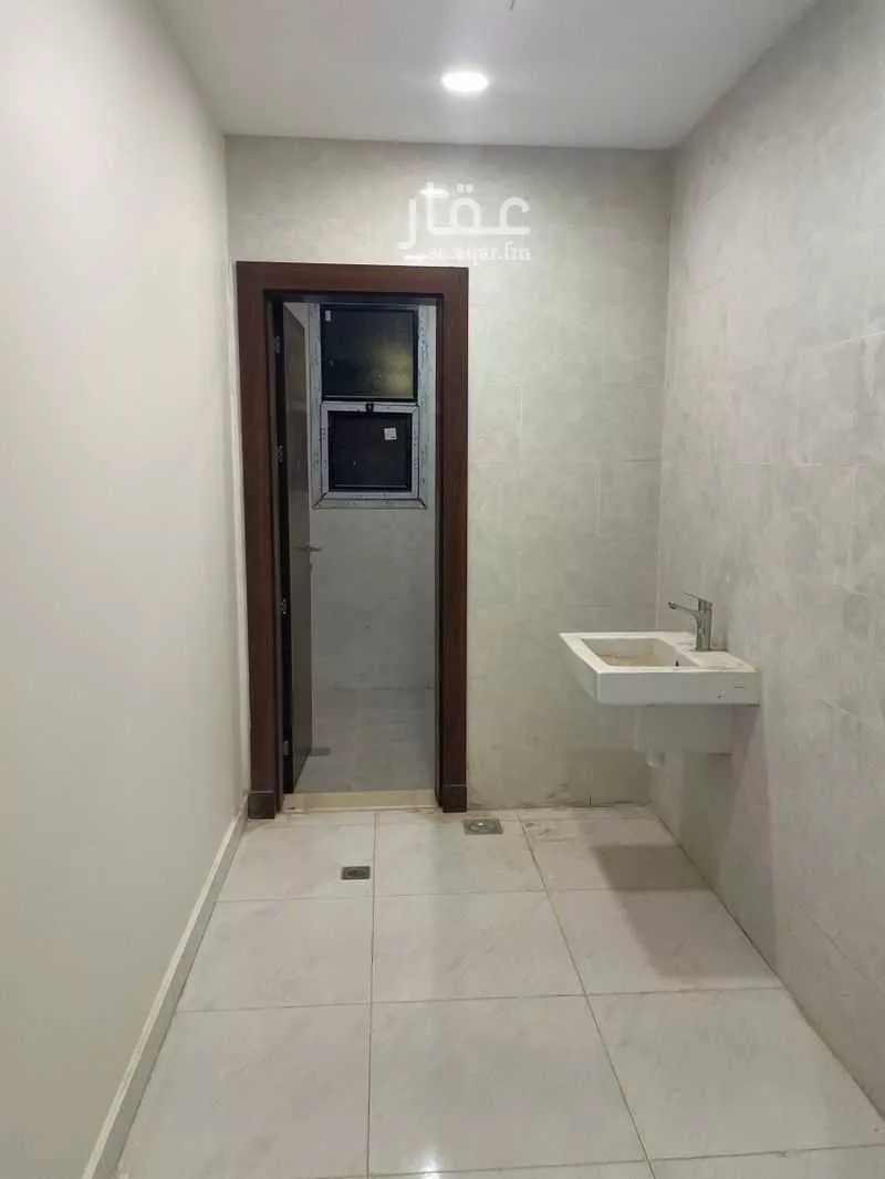 4 bedroom villa in Al Janadriyah, Riyadh 8