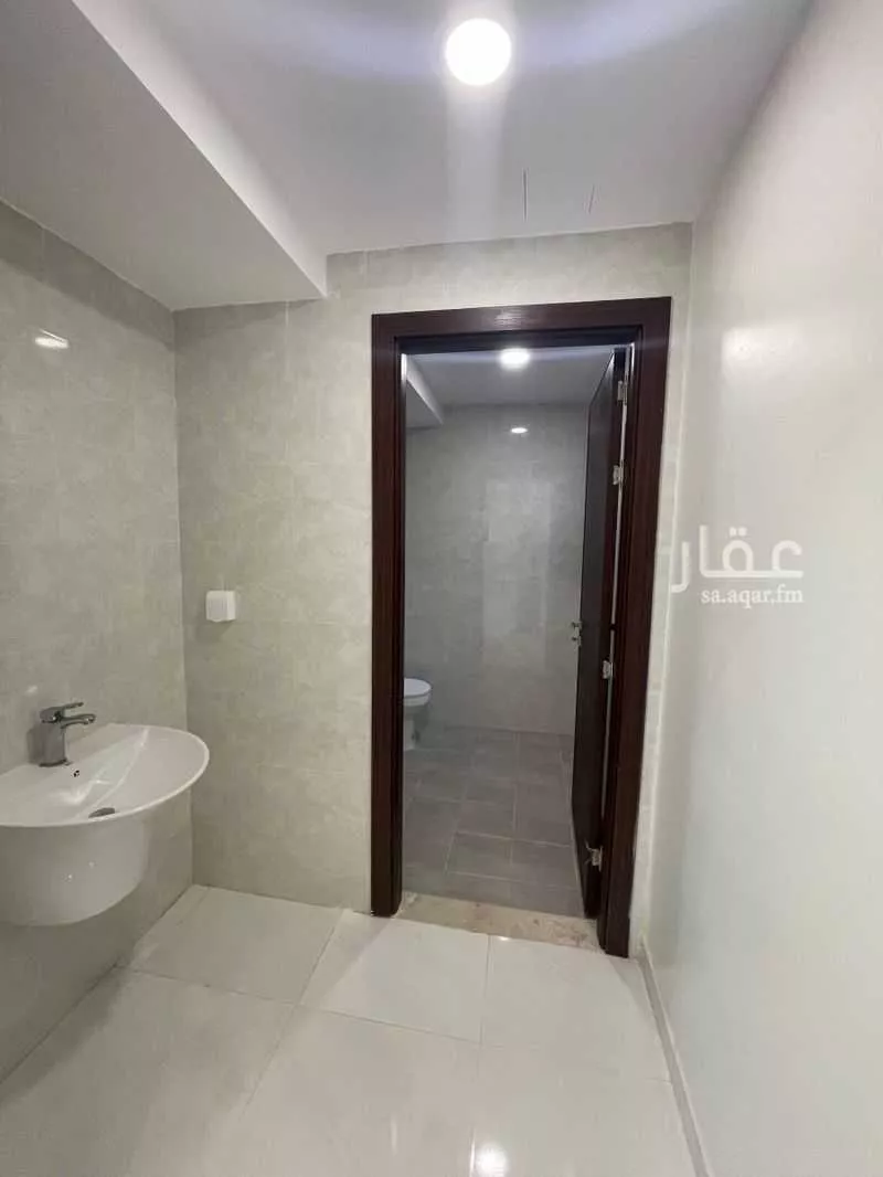 7 bedroom villa in Al Janadriyah, Riyadh 11