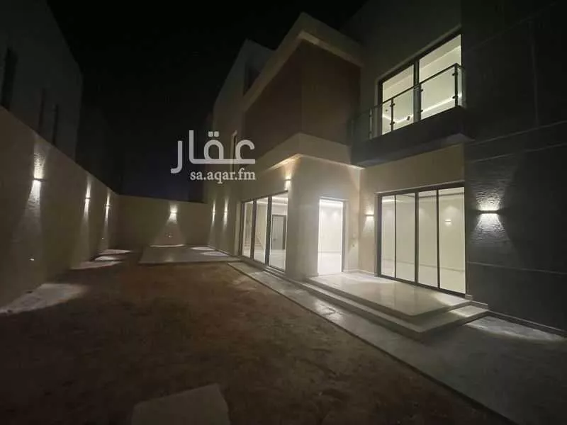 فيلا 5 غرف في الجنادرية 4