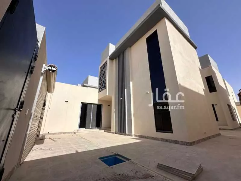 فيلا 5 غرف في الجنادرية 3