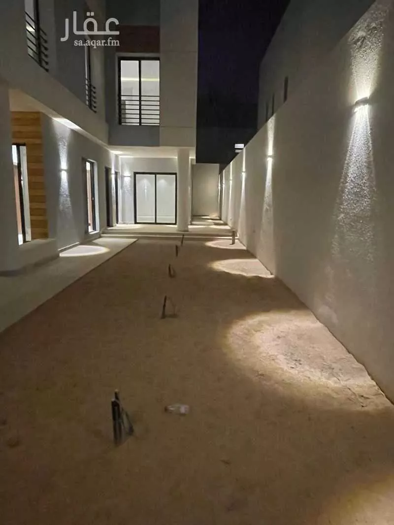 فيلا 4 غرف في الجنادرية 3