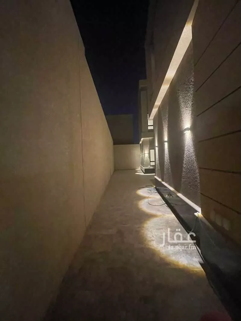 7 bedroom villa in Al Janadriyah 4