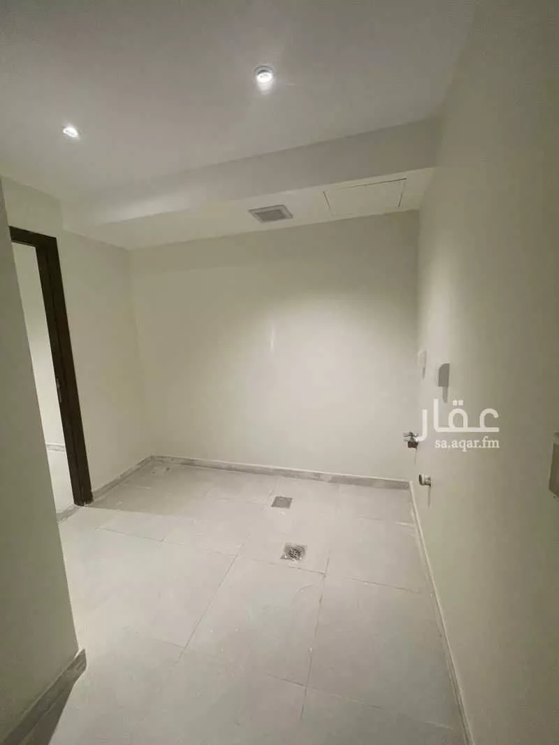 7 bedroom villa in Al Janadriyah, Riyadh 16