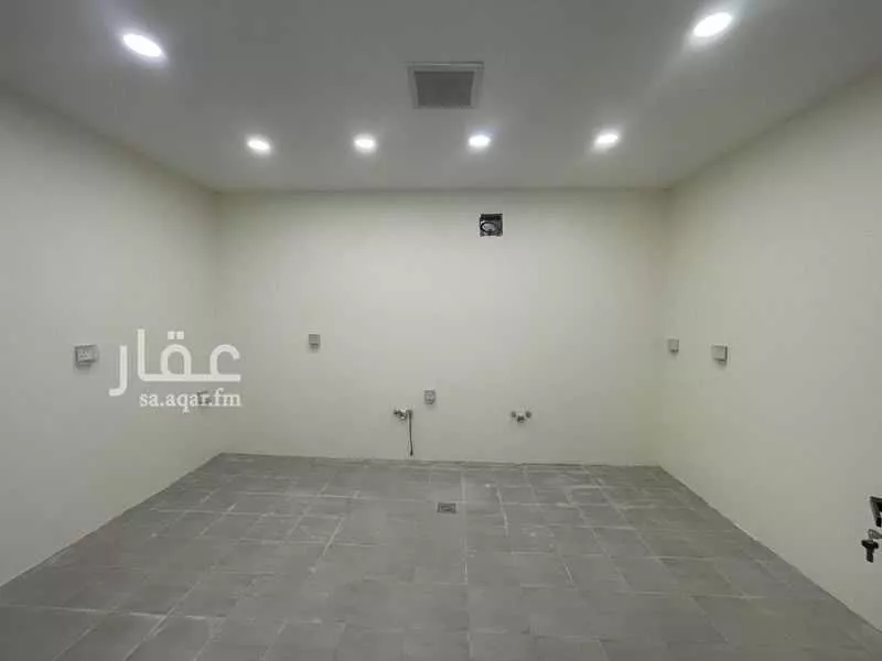 4 bedroom villa in Al Janadriyah, Riyadh 18