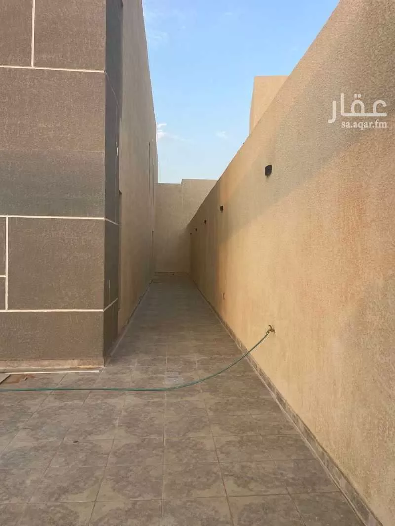 فيلا 3 غرف في الجنادرية 4