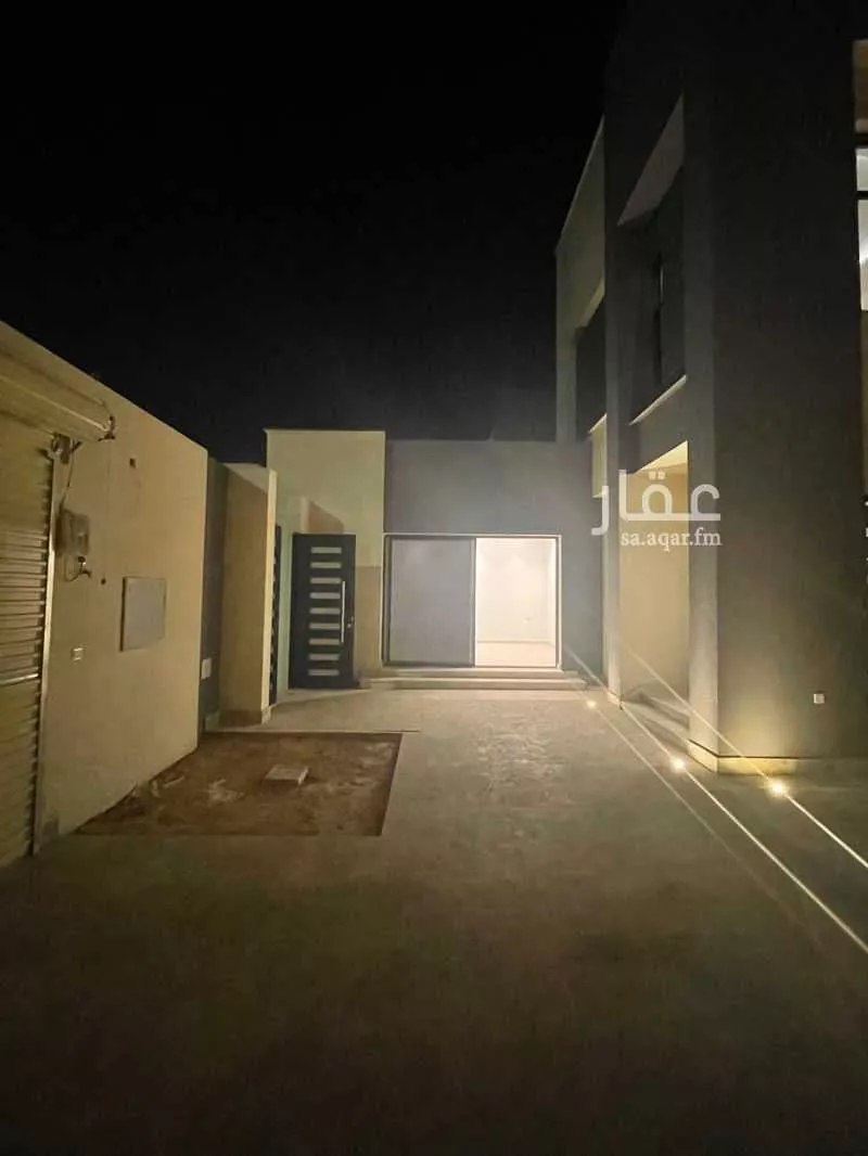 7 bedroom villa in Al Janadriyah, Riyadh 4