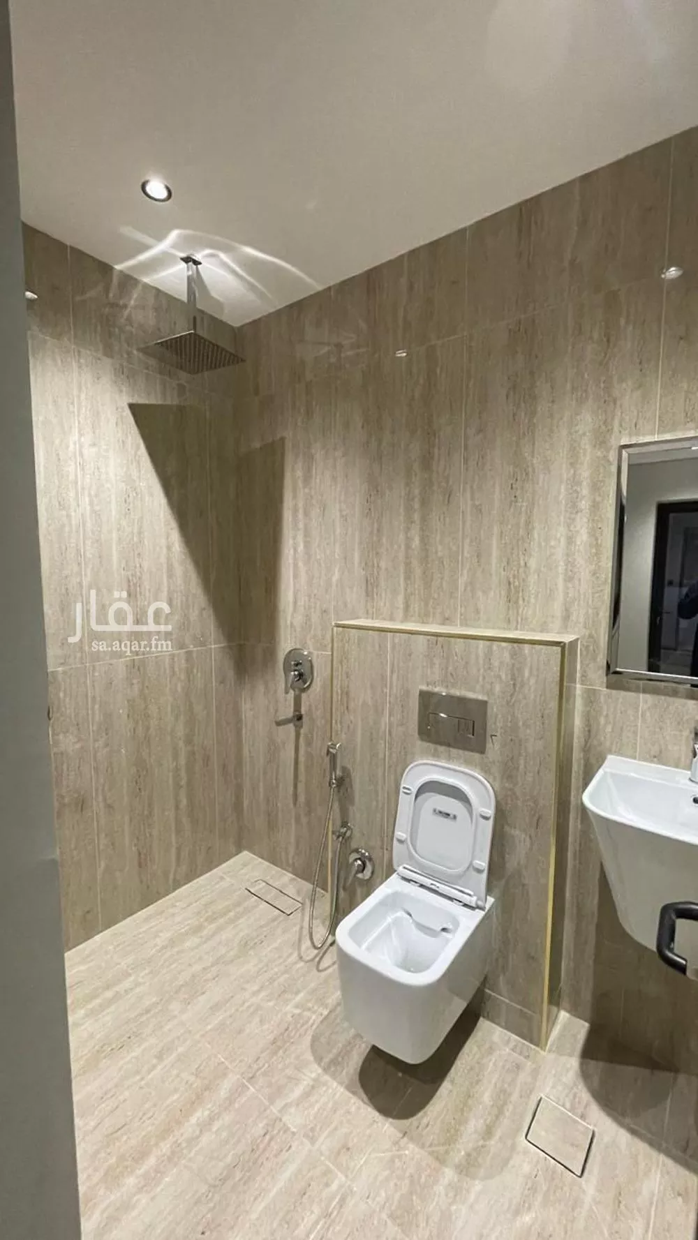 4 bedroom apartment in Dahiat King Fahd, Eastern Province 4