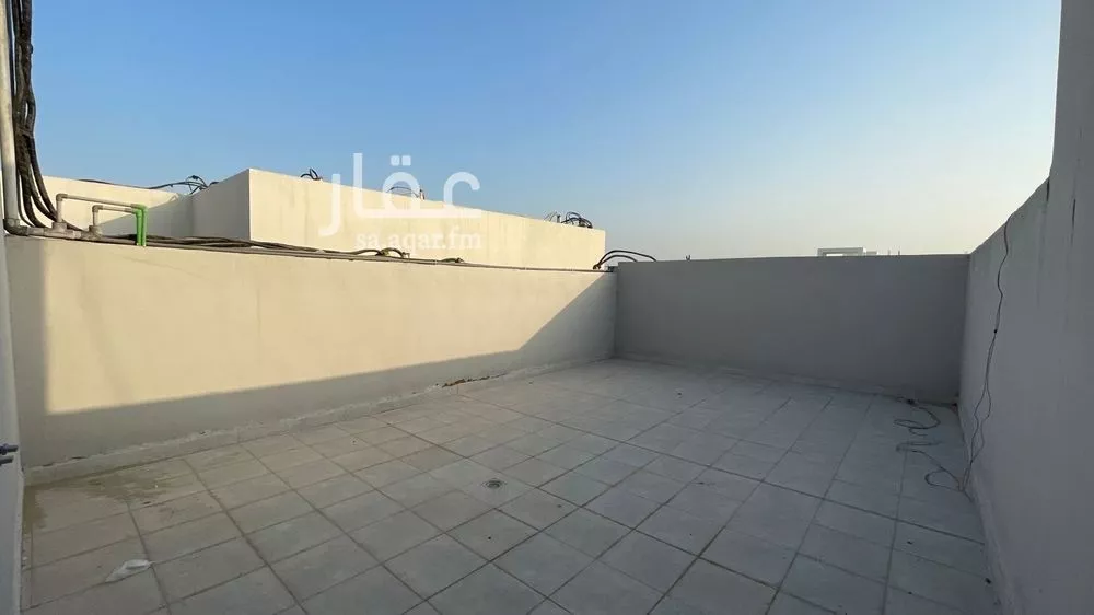 4 bedroom apartment in Al Hamra, Eastern Province 14