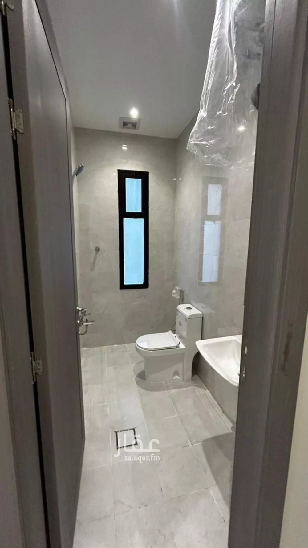 فيلا 5 غرف في ضاحية الملك فهد 5