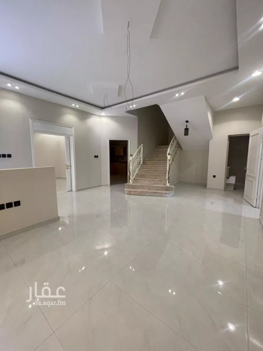 5 bedroom villa in Al Faisaliyyah 1