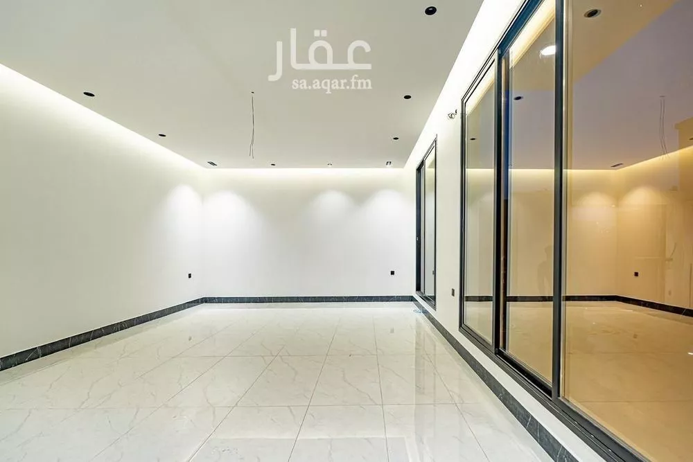 6 bedroom villa in Ash Shulah 5