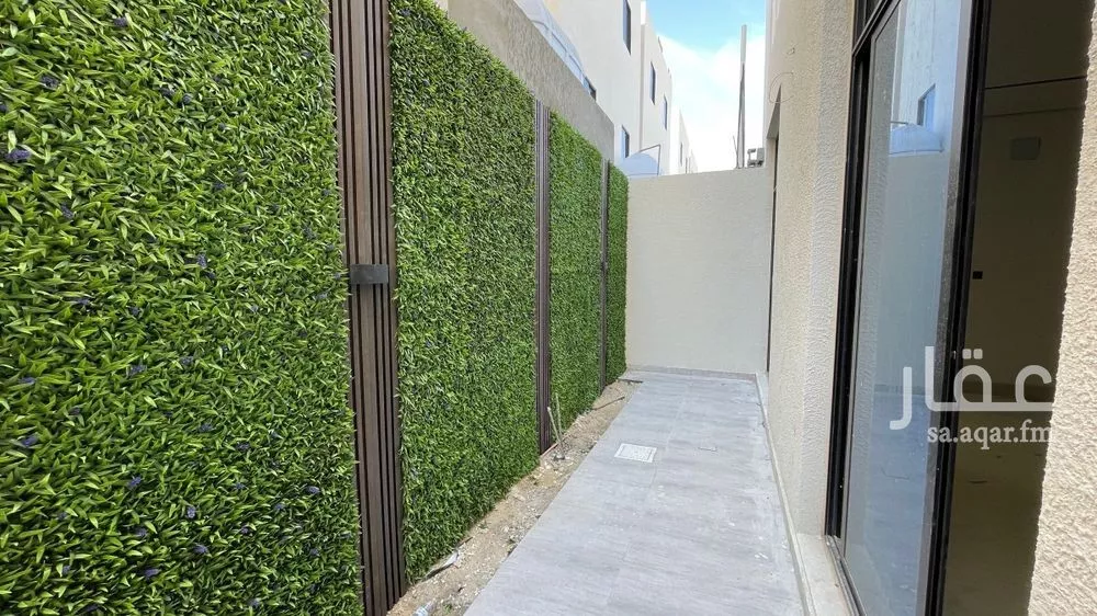 5 bedroom villa in Ash Sharq, Eastern Province 16