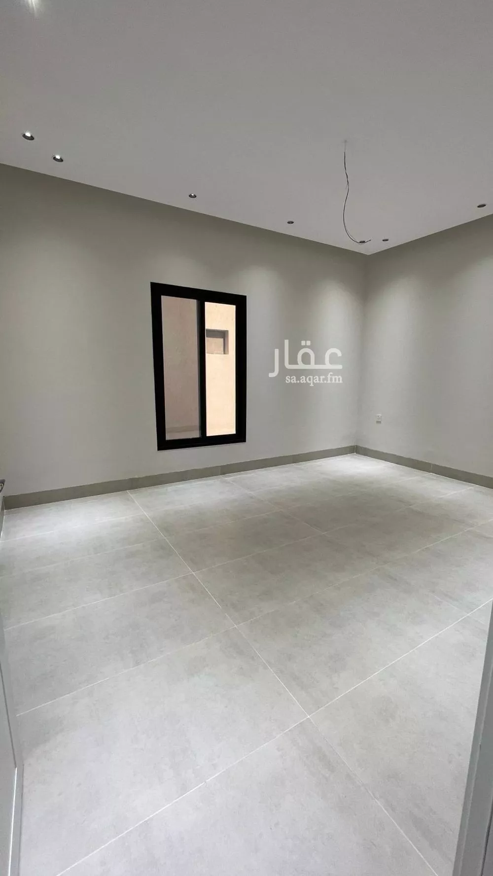 فيلا 6 غرف في الامواج 4