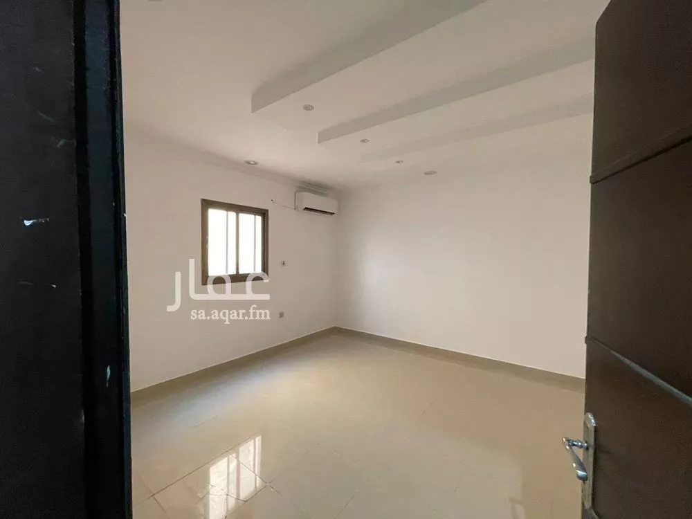 شقة 4 غرف في النور 5