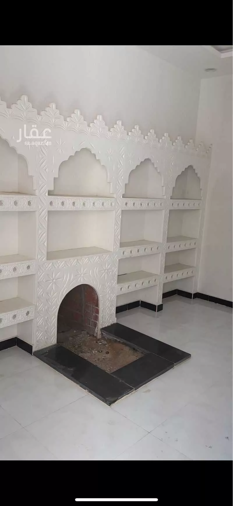 فيلا 6 غرف في أحد 3