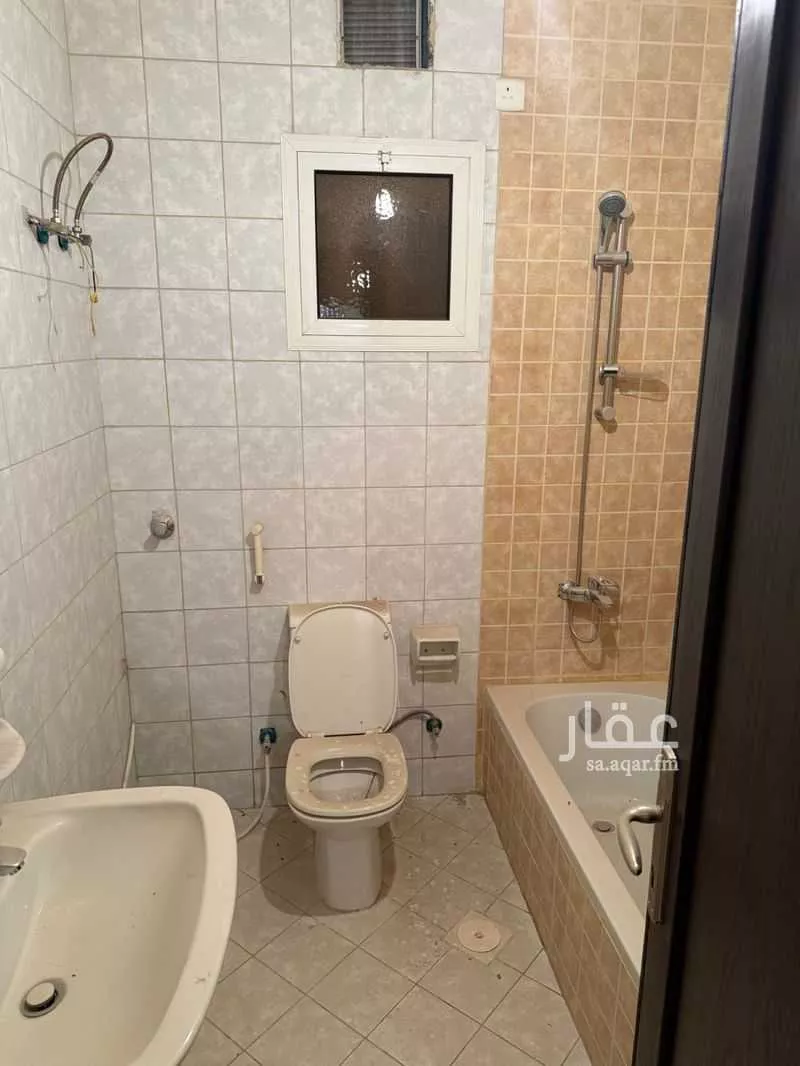 5 bedroom apartment in Al Kakiyyah, Makkah 9