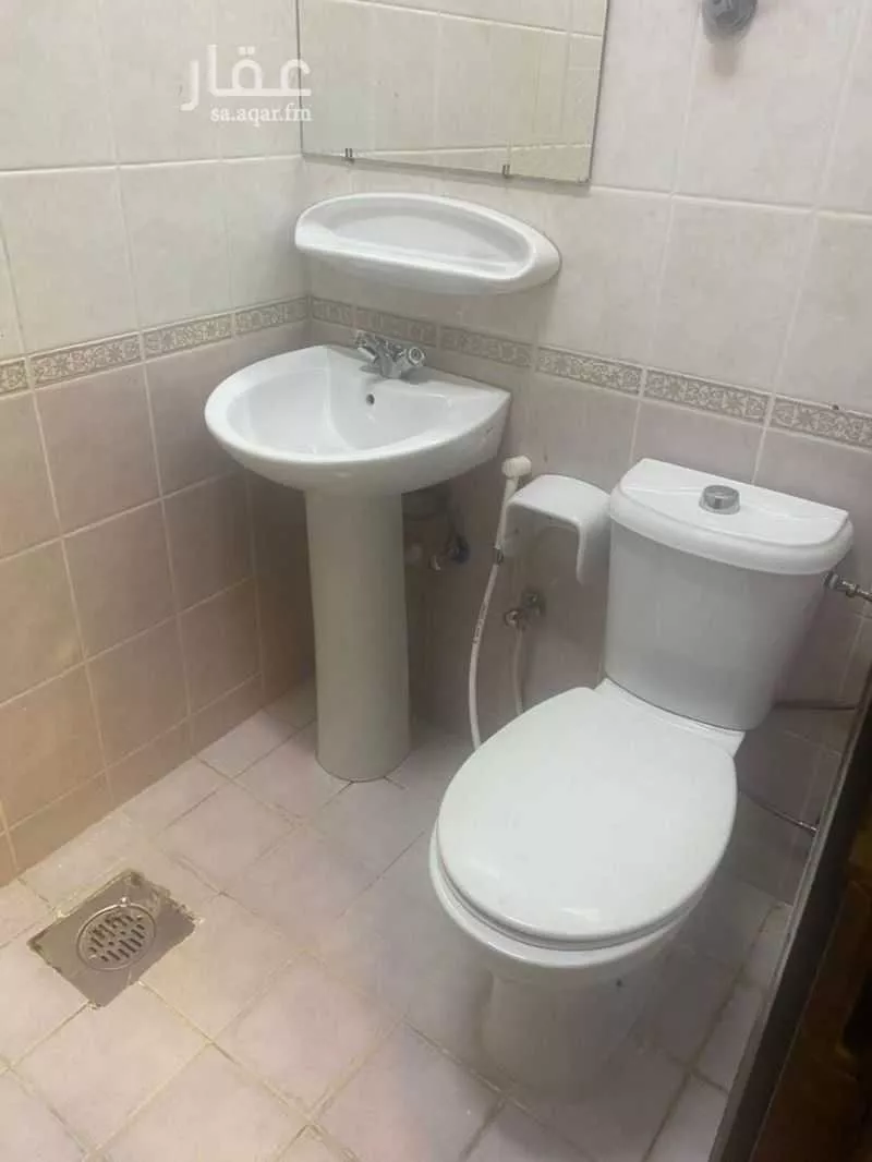 2 bedroom apartment in Al Rabwa 1