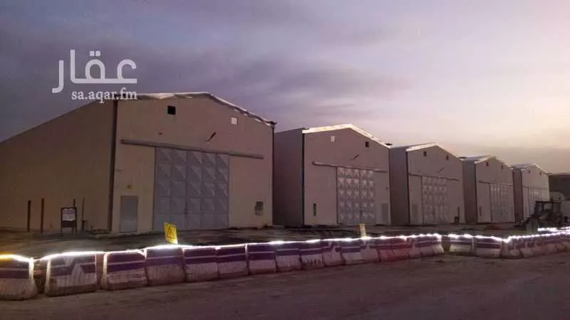 1 bedroom warehouse in Mansuriyah, Riyadh 4