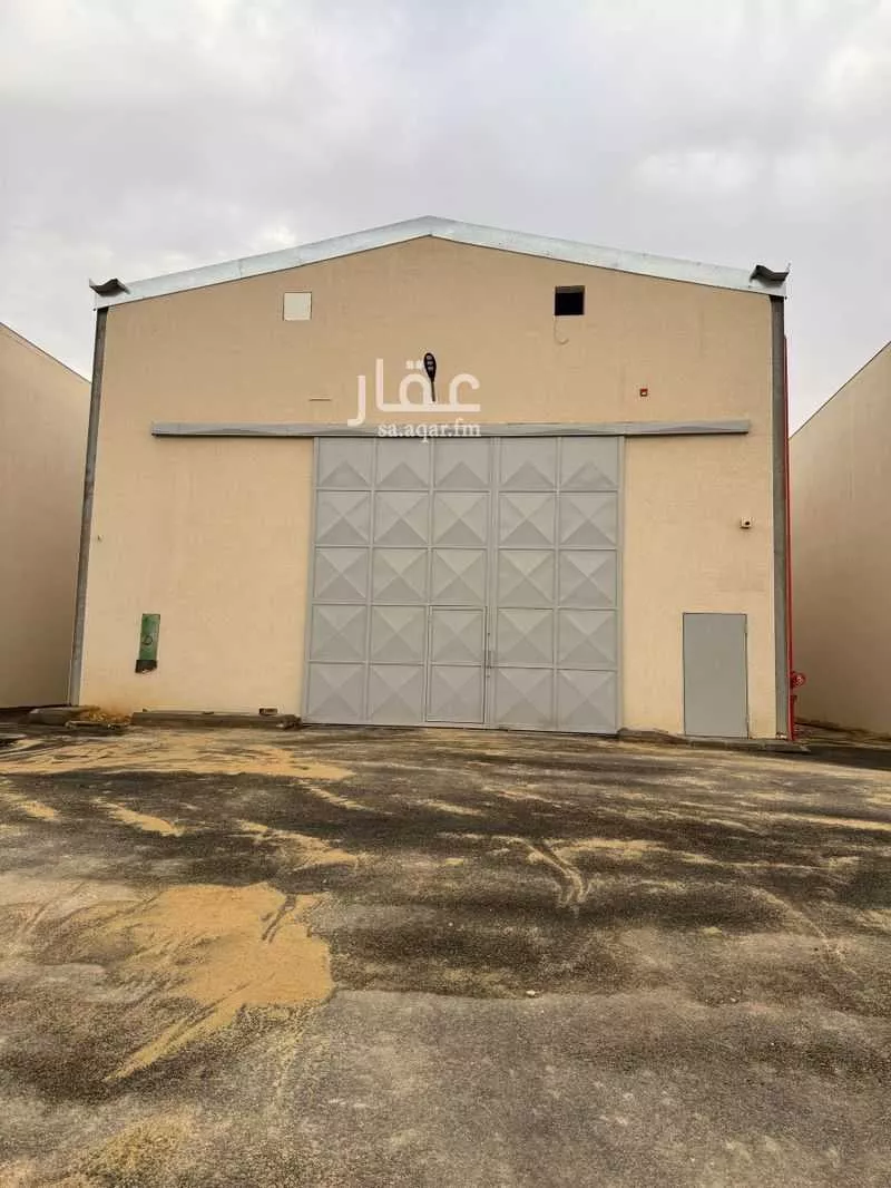 1 bedroom warehouse in Mansuriyah, Riyadh 7