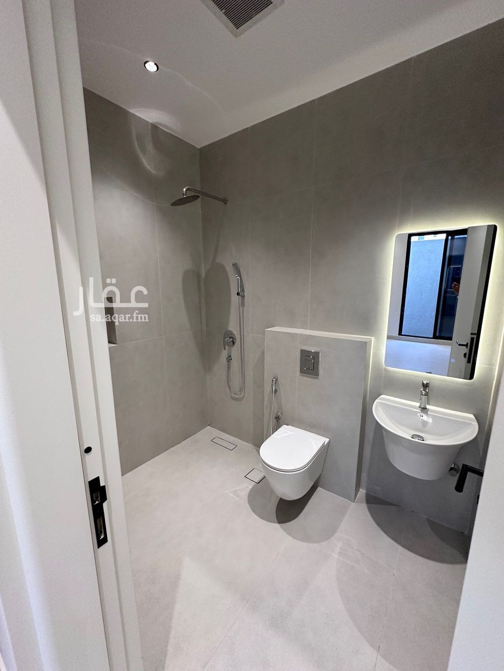 3 bedroom apartment in Al Qadisiyah, Riyadh 13