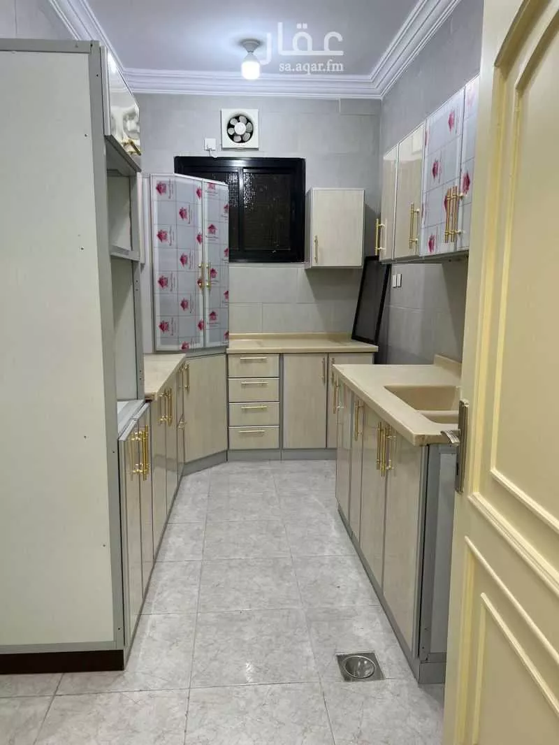 شقة 3 غرف في المروة 2