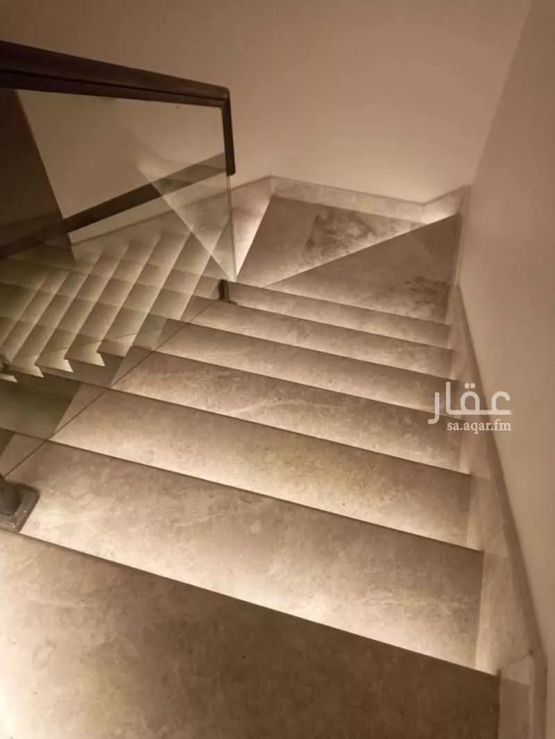 دوبلكس 9 غرف في الياقوت 2