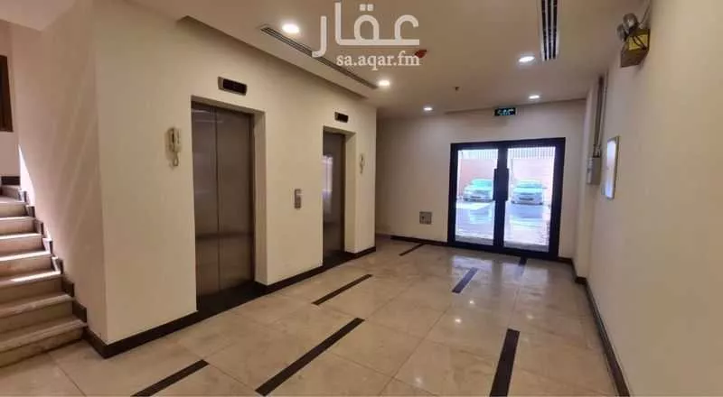 مكتب 2007 م² في ابن سينا 5