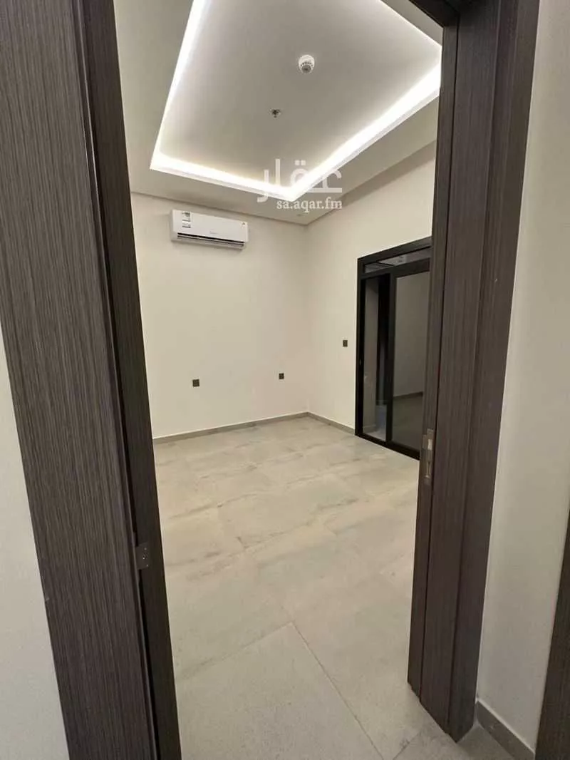 شقة 3 غرف في الحمرا 4