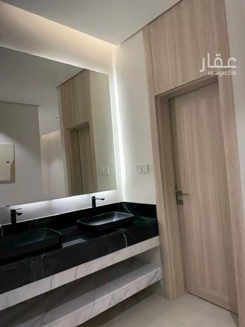 فيلا 6 غرف في ضاحية الملك فهد 4