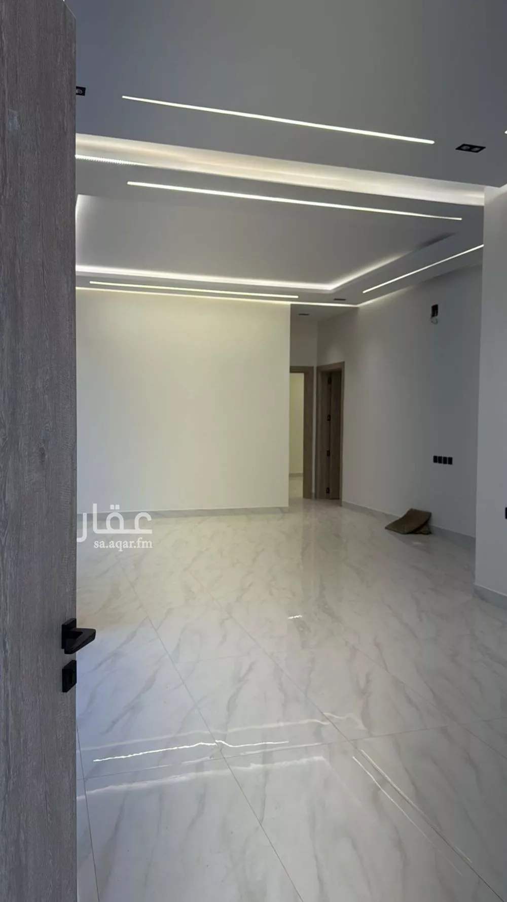 5 bedroom floor in Al Khaleej 5