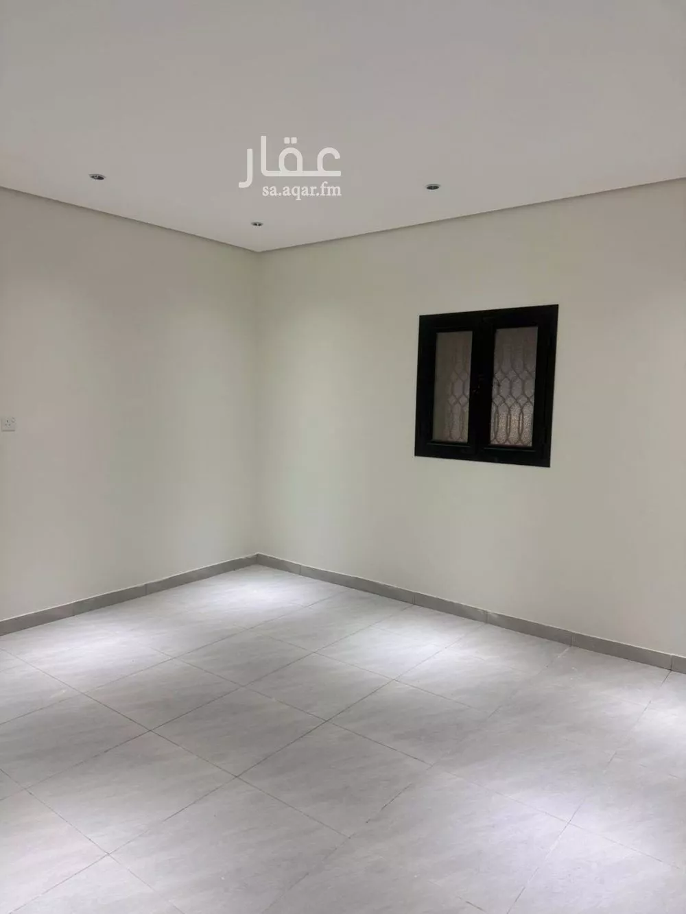 570 sqm building in Al Khaleej 3