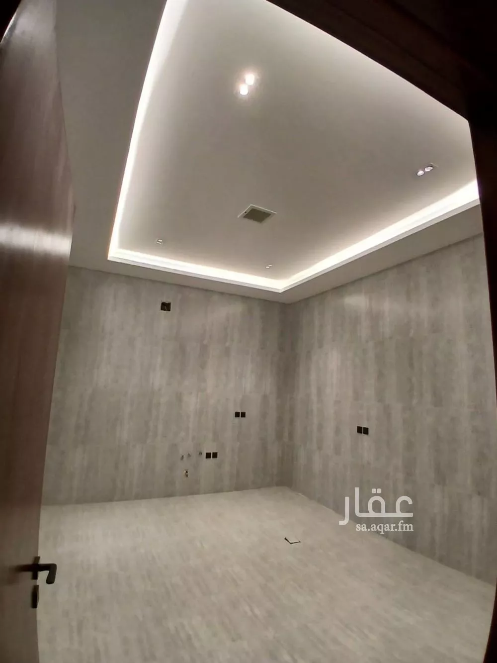 8 bedroom villa in Al Rimal 3