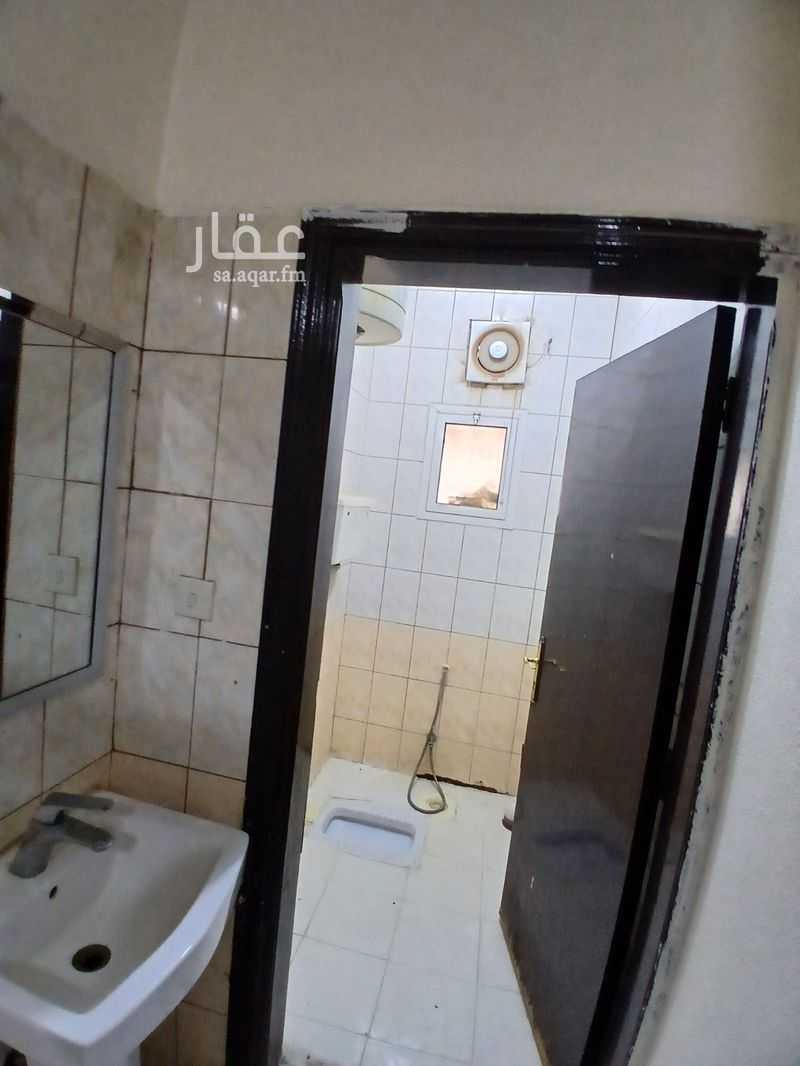 2 bedroom apartment in King Faisal, Riyadh 6