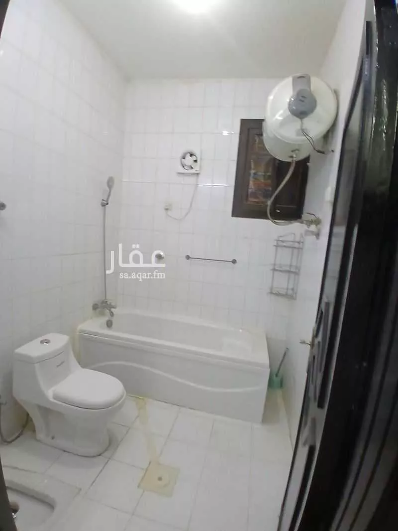 3 bedroom apartment in King Faisal, Riyadh 6