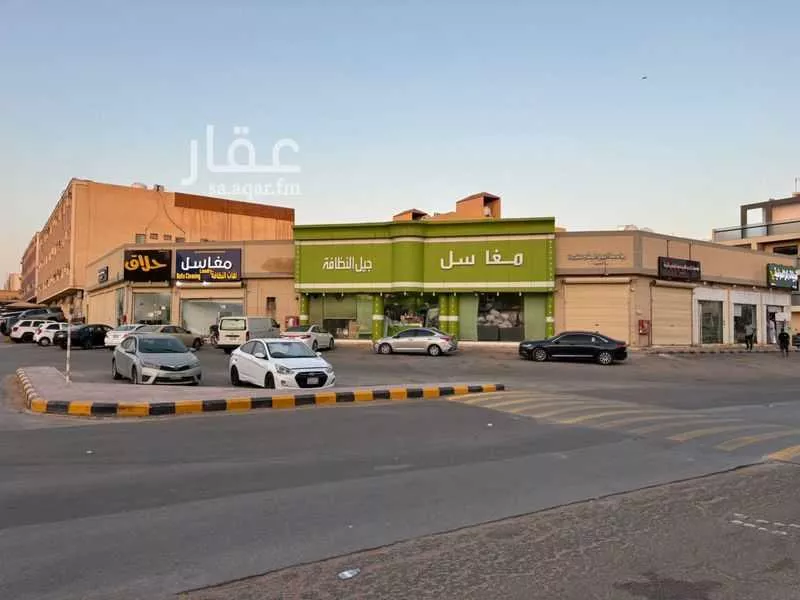 عمارة 1662 م² في المونسية 2