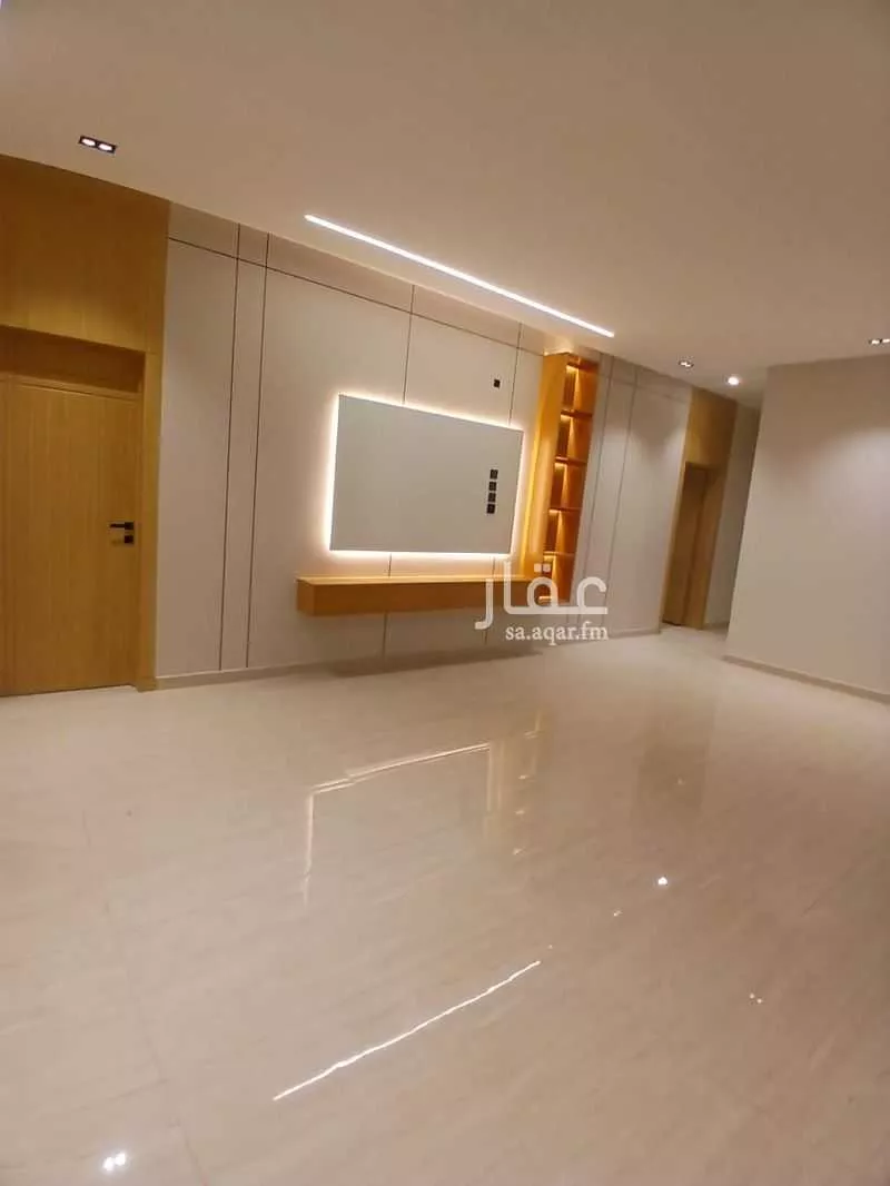 5 bedroom floor in Al Janadriyah 1