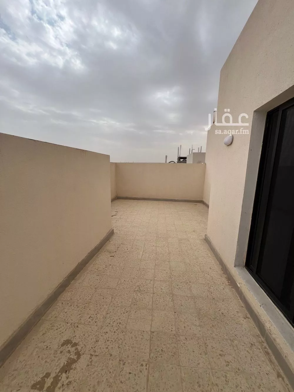 فيلا 6 غرف في الجنادرية 2